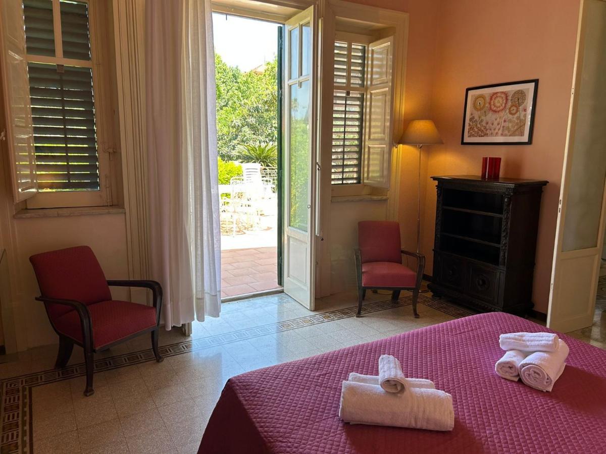 Mondello Beach Luxury Apartments Palermo Luaran gambar