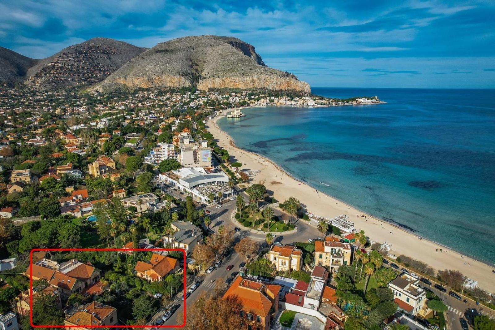 Mondello Beach Luxury Apartments Palermo Luaran gambar
